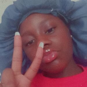 Meet your Posher, Warren